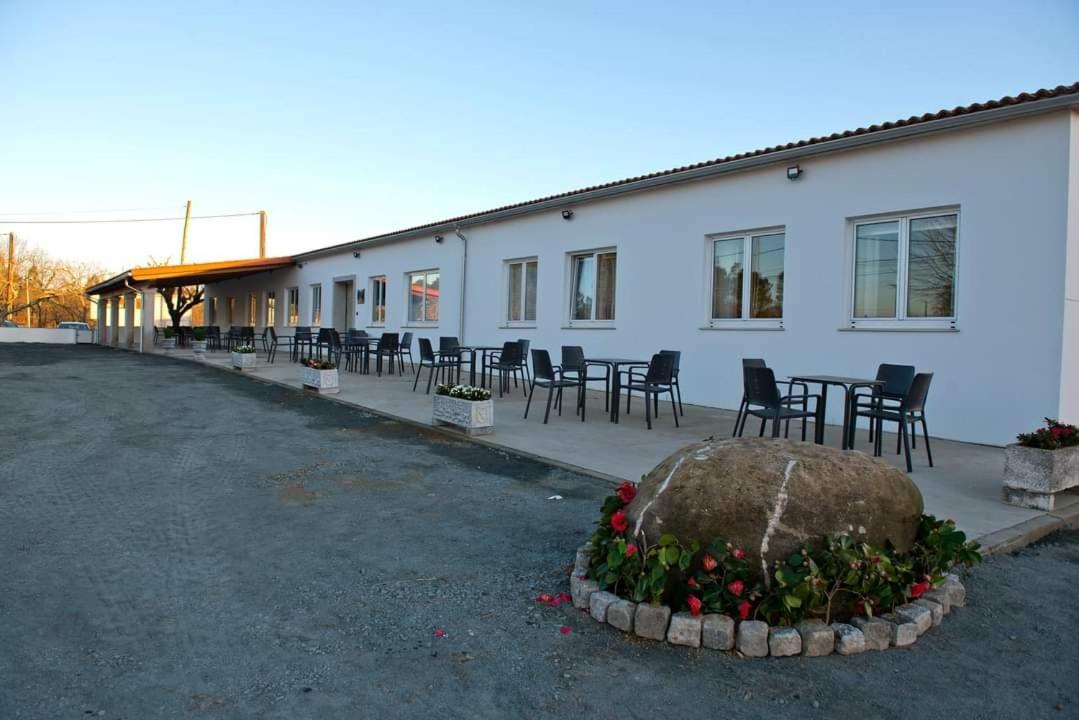 Hotel La Puerta De Арсуа Екстер'єр фото